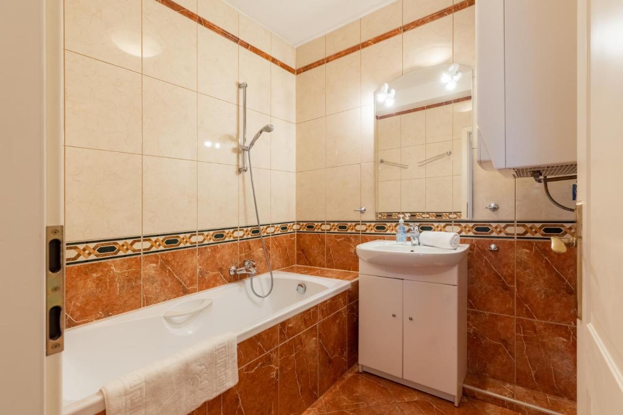 Egyuett A Csalad II Apartman By Bltn Siofok Exterior photo