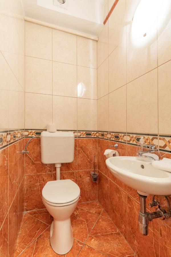 Egyuett A Csalad II Apartman By Bltn Siofok Exterior photo